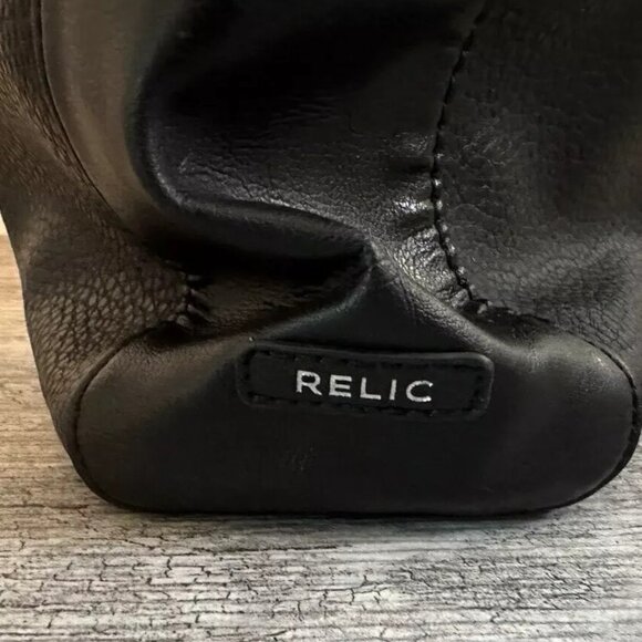 FOSSIL Relic Black Leather Crossbody Shoulder Bag Purse CLEAN app 16X10" - Picture 3 of 6